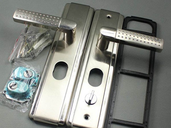 湛江安裝指紋鎖（密碼箱開(kāi)鎖電話(huà)）