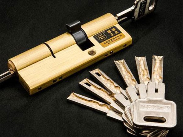 梁園區(qū)換鎖公司電話(修鎖公司電話)